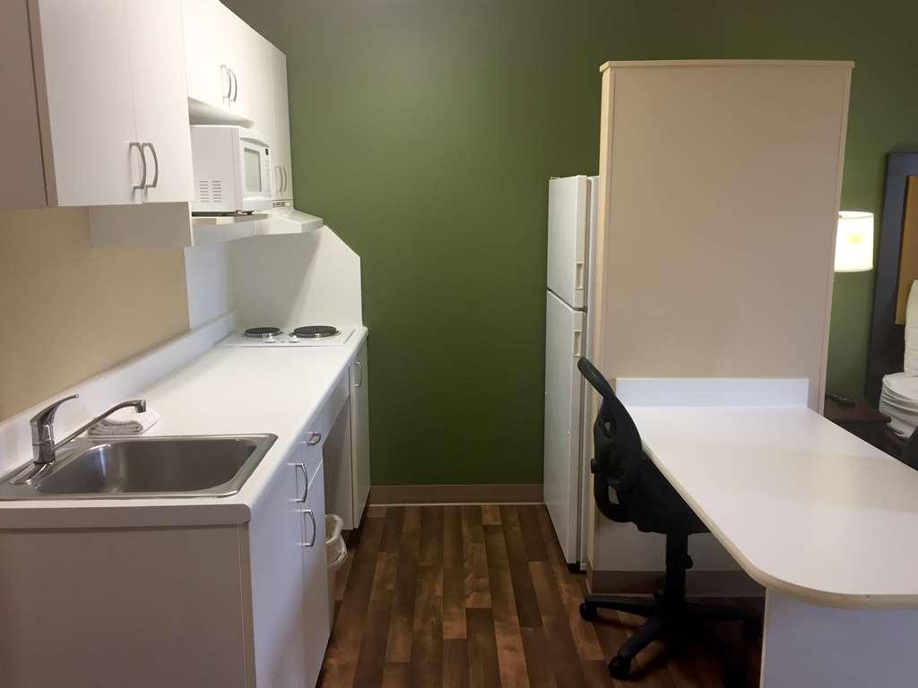 Extended Stay America Select Suites - Chicago - Hanover Park Δωμάτιο φωτογραφία