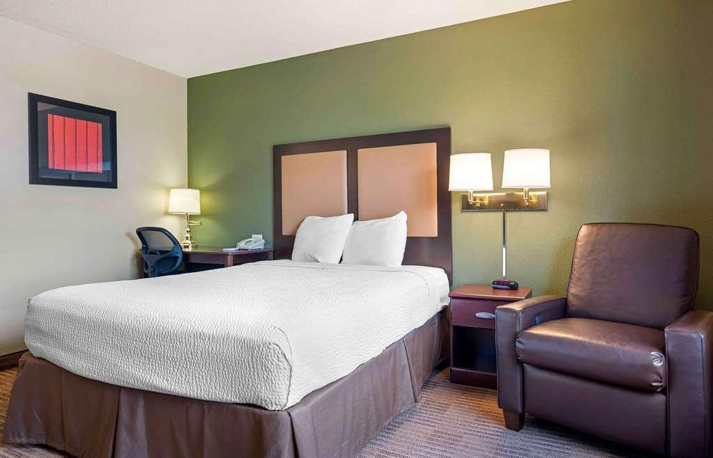Extended Stay America Select Suites - Chicago - Hanover Park Δωμάτιο φωτογραφία